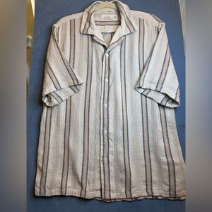 The A & F Summer Linen Blend Size Medium Men's Beige and Blue Striped